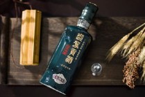 迎驾贡酒省内大本营失守：百亿梦渐行渐远，倪永培涨薪不停