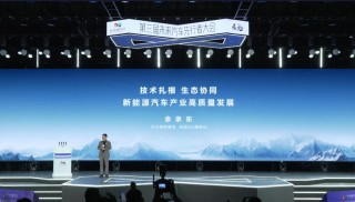 鸿蒙智行“五界”首次齐聚！负责人畅谈与华为合作感受，余承东：“五界”都能崛起但需要时间