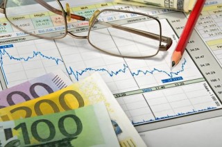 央行公布最新官方储备资产数据！“囤”黄金仍是大方向