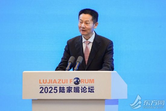 证监会主席吴清：支持编制更多科技创新指数 开发更多科创主题公募基金产品  第1张
